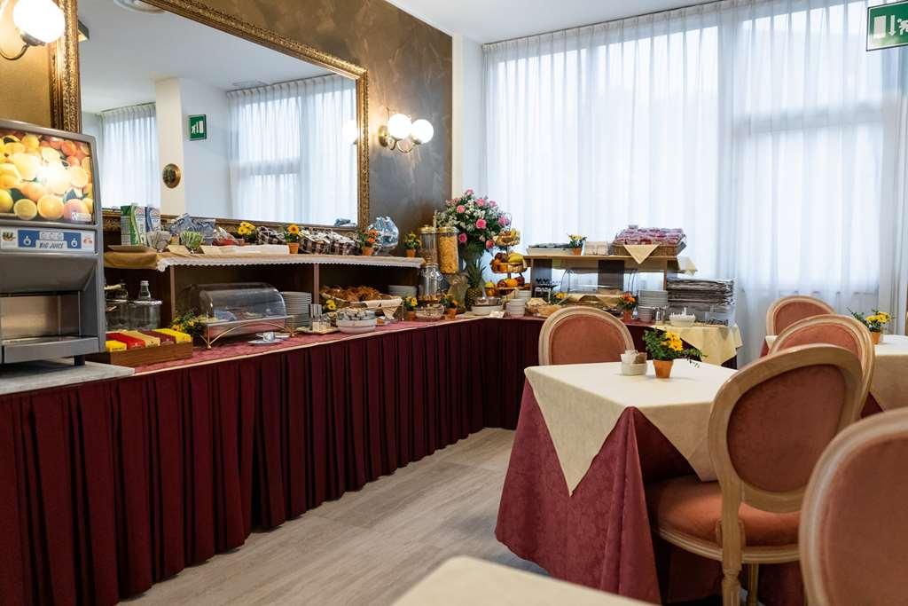 Hotel Alga Milánó Kültér fotó